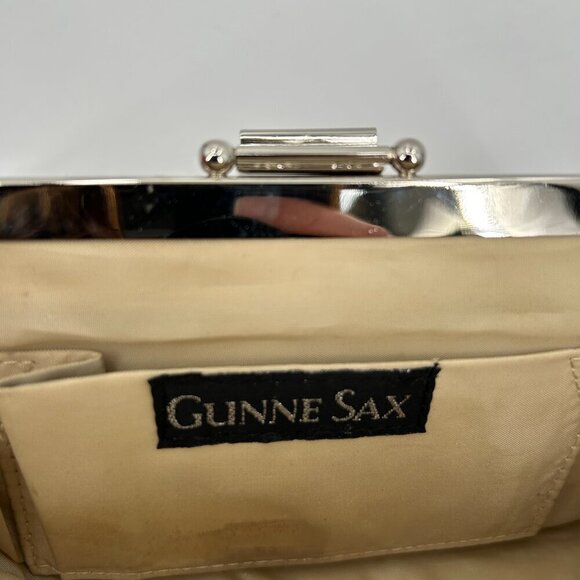 GUNNE SAX Vintage Gold Metallic Pleated Small Hand Clutch Purse - Picture 9 of 13